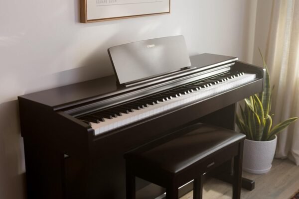 71YSVyvJ9SL._AC_SL1500_ Yamaha Arius YDP-145 review exploring sound, design, and features for aspiring pianists